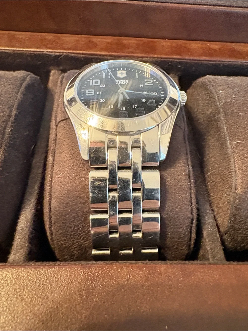 Swiss Army Men's Silver Stainless Steel Black Dial Watch